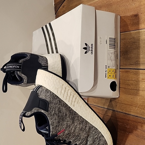 Adidas NMD R2 UAS Originals Size 8 - Picture 2 of 3